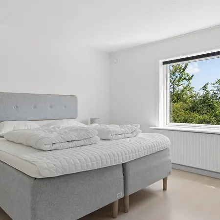 بيت للعطل Spacious With Water View
