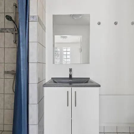 بيت للعطل Spacious With Water View Rested